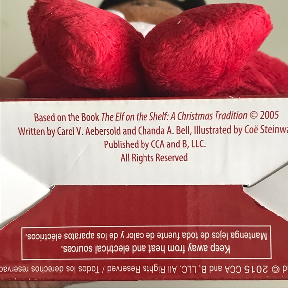 NEW - The Elf On the Shelf Plushee Pals Snuggler, Boy, Dark Skin Tone - Picture 10 of 13